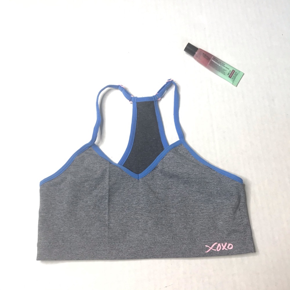 NWOT XoXo Stretchy Sport Top Size S